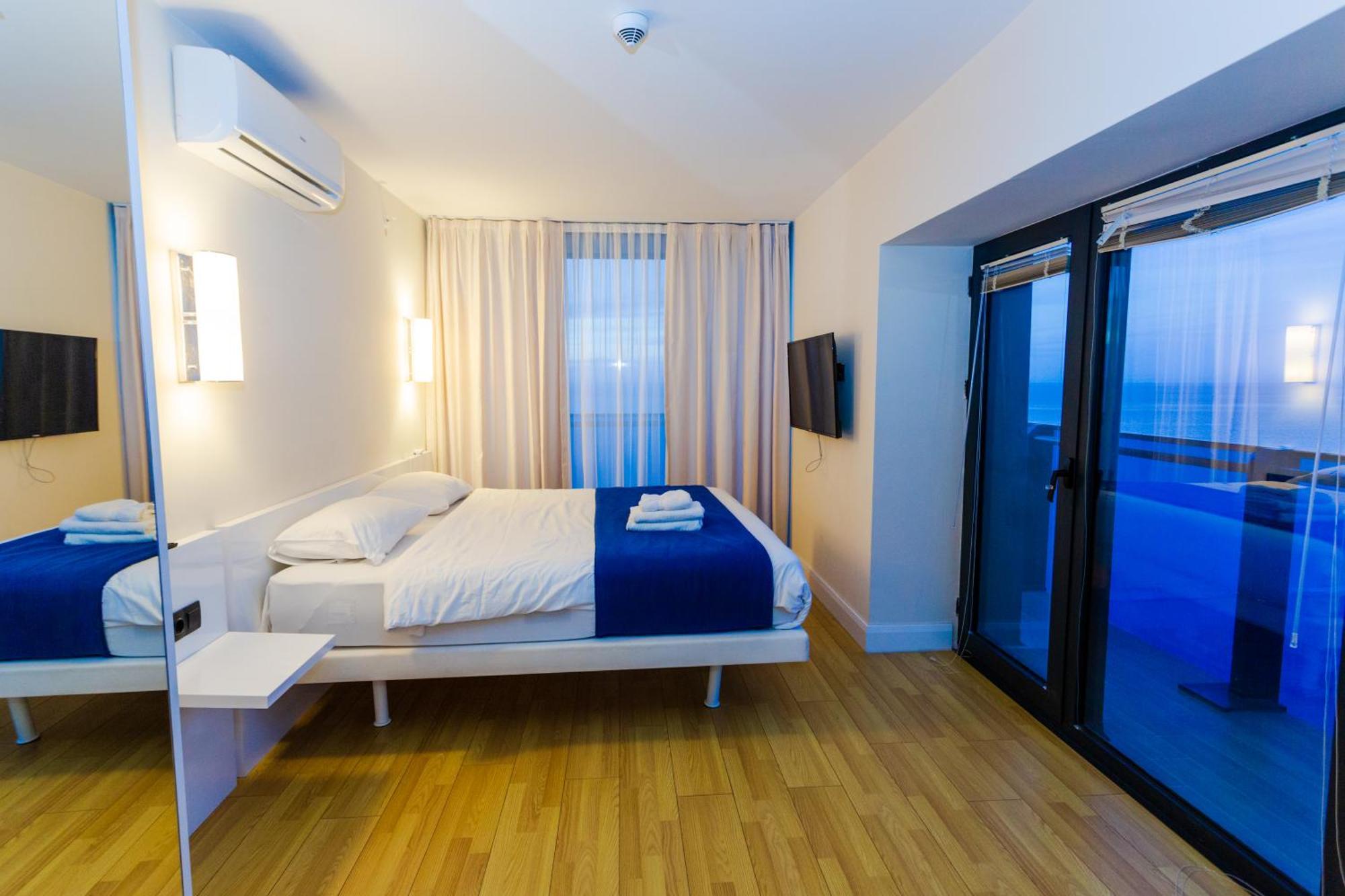 Orbi City Sea View Batumi Exterior photo
