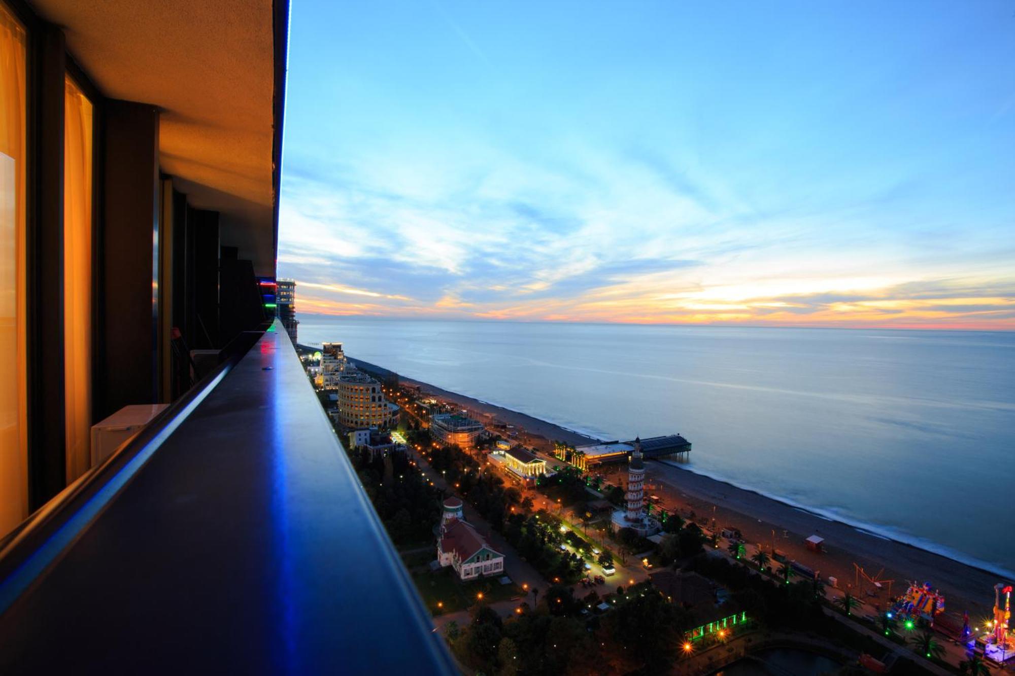 Orbi City Sea View Batumi Exterior photo
